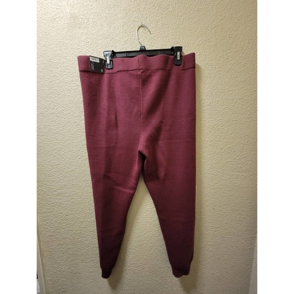 NWT Torrid Heather Sweater Legging In Zinfandel Color Size 2 - Picture 5 of 5